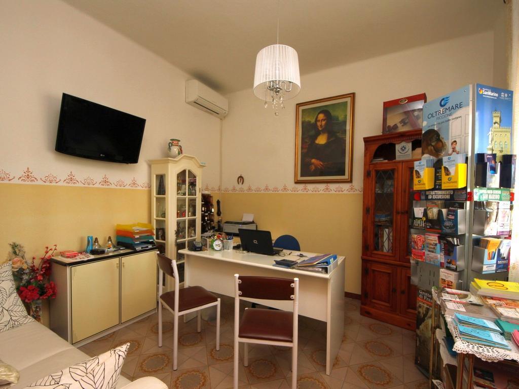 Villa Lauda B&B Rimini Exterior foto