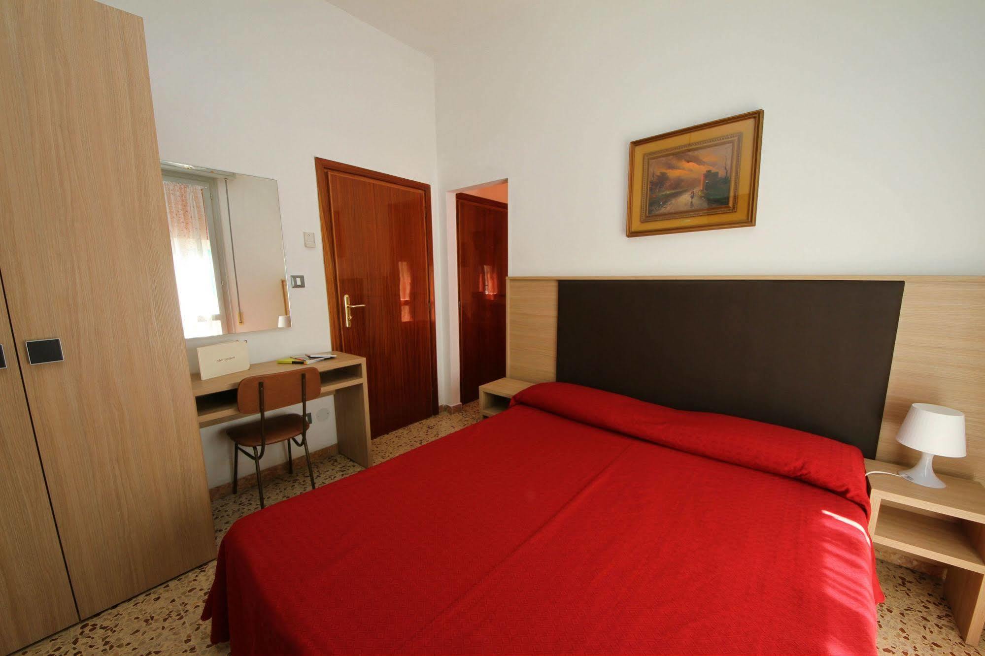Villa Lauda B&B Rimini Exterior foto